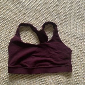 Lululemon sports bra